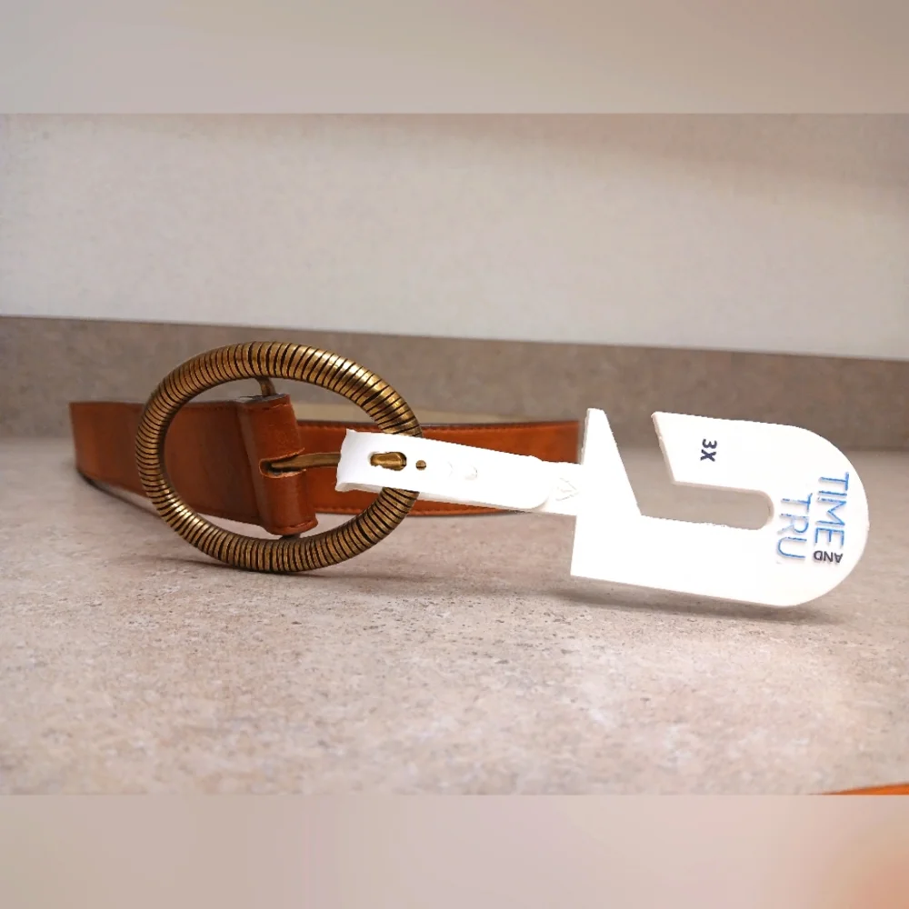 NEW TIME AND TRU WOMENS 3X TAN BELT